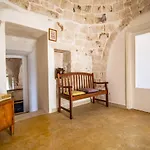 Villa Trulli Melogino With Private Volley Camp *