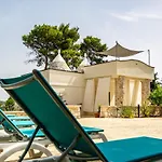Villa Trulli Melogino With Private Volley Camp *