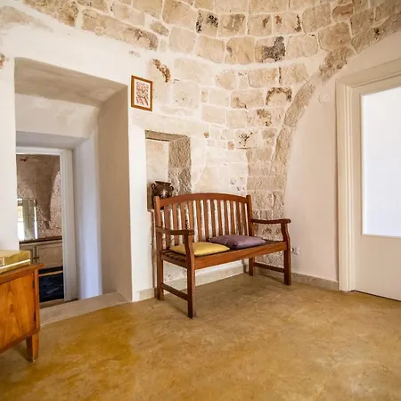 Villa Trulli Melogino With Private Volley Camp *