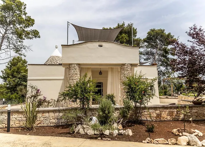 Trulli Melogino With Private Volley Camp *